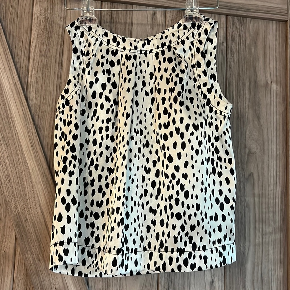 Never worn Nine West Silky tank